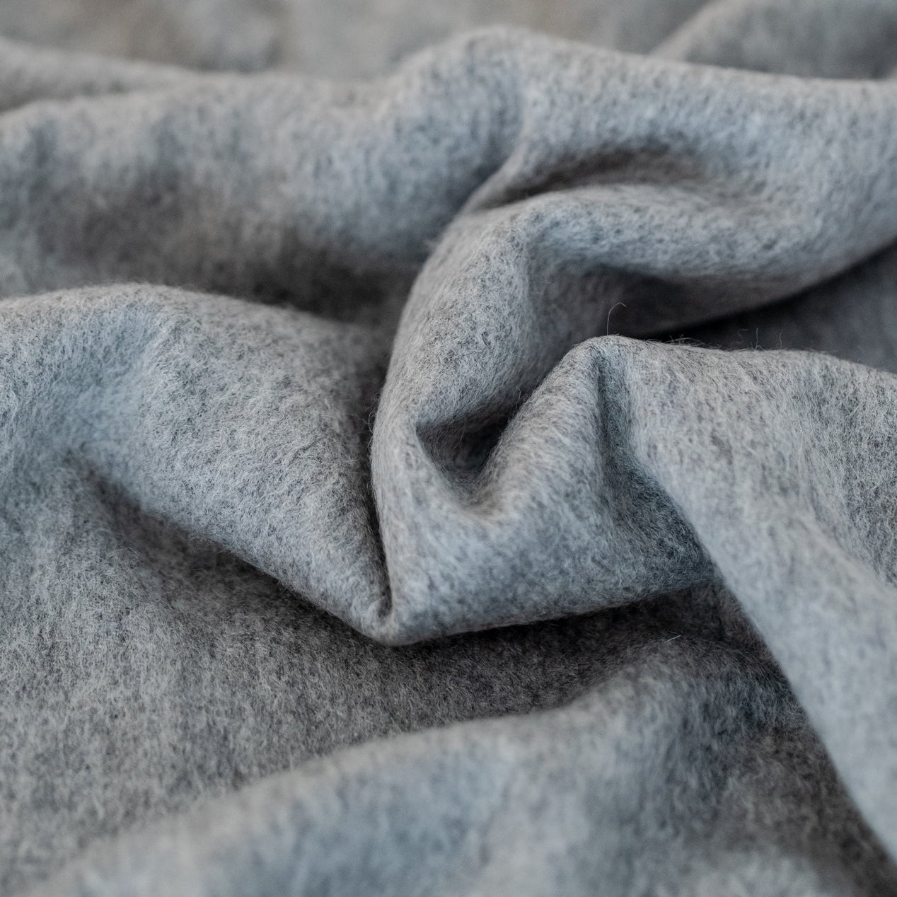 Luxurious Pure 100% Lambswool Blanket - Grey Melange - 20% OFF