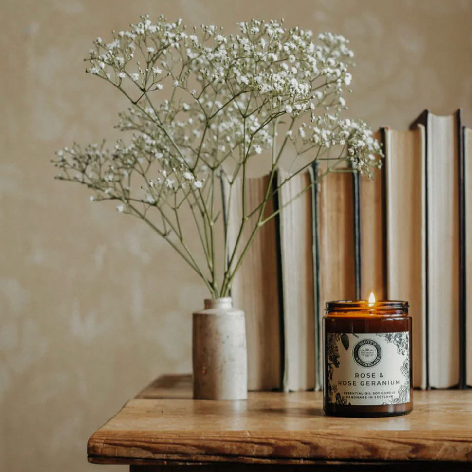 Rose & Rose Geranium - Candle - Balancing, calming and warming